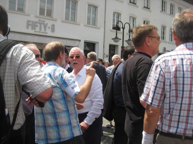 02. Juli 2013 Demo und Stadtratsitzung