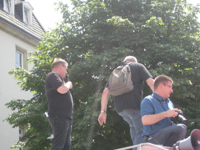 02. Juli 2013 Demo und Stadtratsitzung