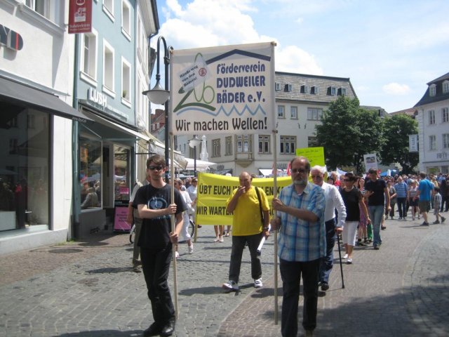 02. Juli 2013 Demo und Stadtratsitzung
