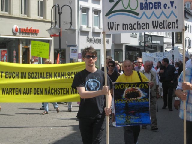 02. Juli 2013 Demo und Stadtratsitzung