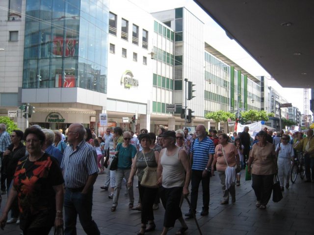 02. Juli 2013 Demo und Stadtratsitzung
