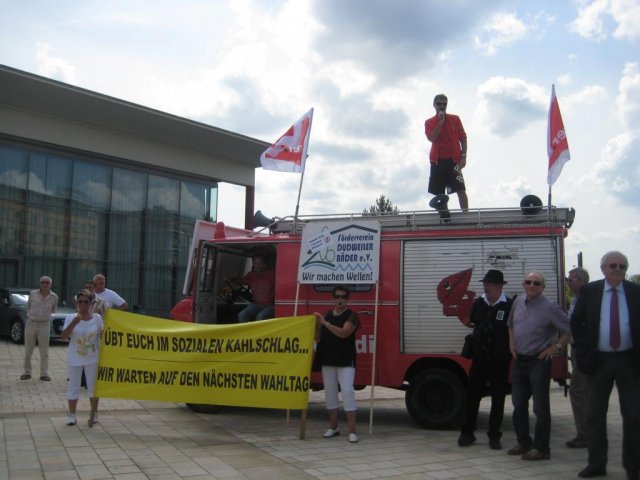 02. Juli 2013 Demo und Stadtratsitzung