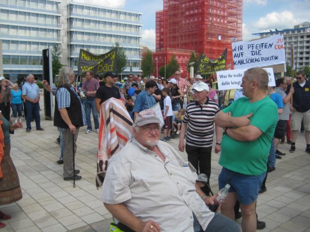 02. Juli 2013 Demo und Stadtratsitzung