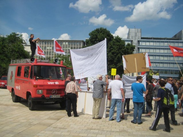02. Juli 2013 Demo und Stadtratsitzung