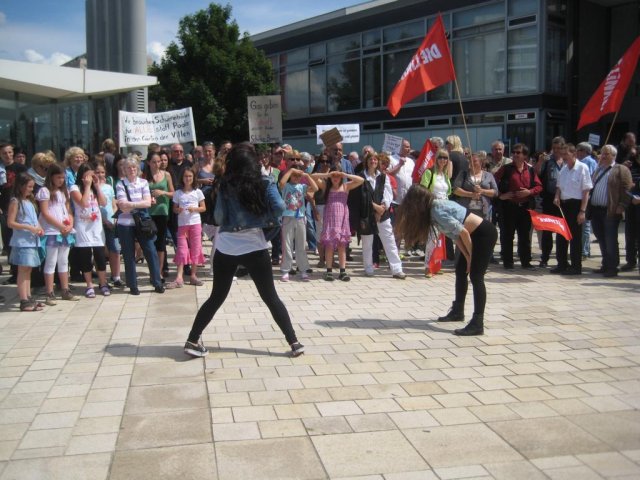 02. Juli 2013 Demo und Stadtratsitzung