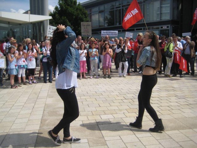 02. Juli 2013 Demo und Stadtratsitzung