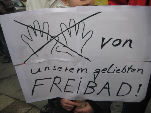 Bäderrettung 2013