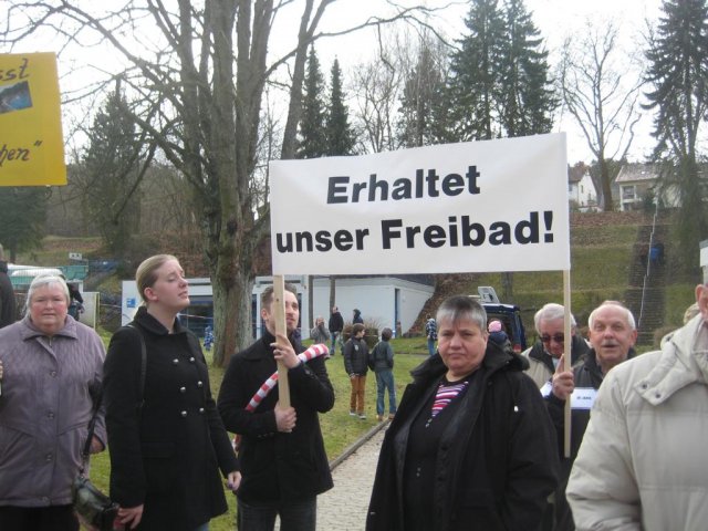 Bäderrettung 2013