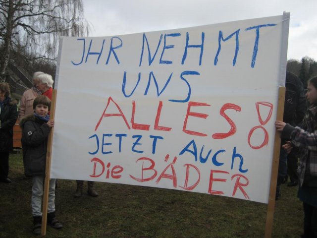 Bäderrettung 2013