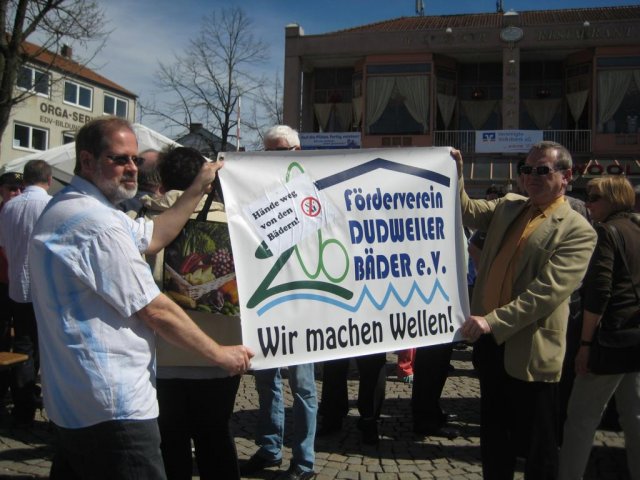 Bäderrettung 2013