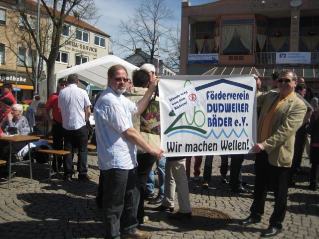 Bäderrettung 2013