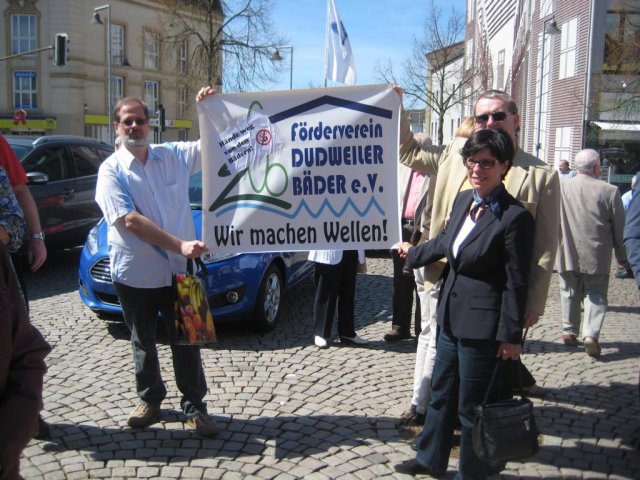 Bäderrettung 2013