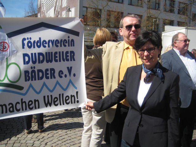 Bäderrettung 2013