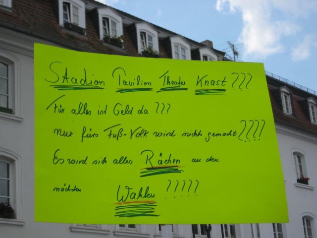 02. Juli 2013 Demo und Stadtratsitzung