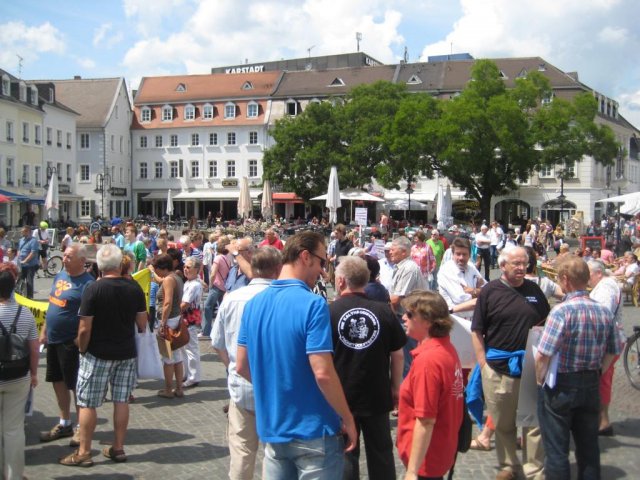 02. Juli 2013 Demo und Stadtratsitzung